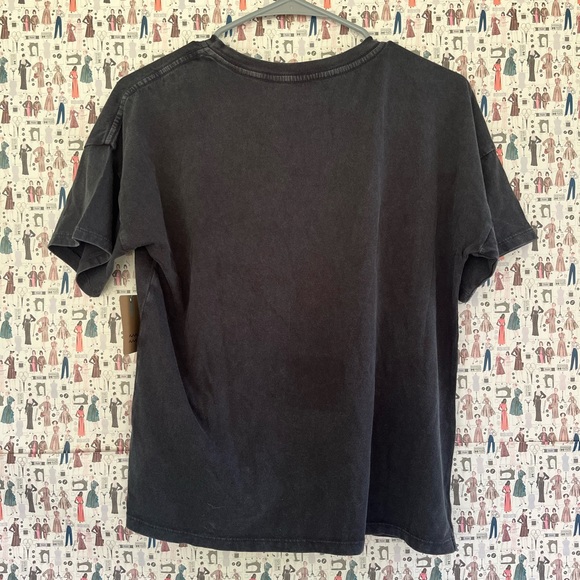 NWT Keep it Real top 🖤 - Picture 2 of 5